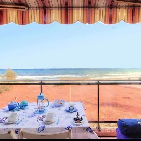 Les Pieds Dans L'eau Daire