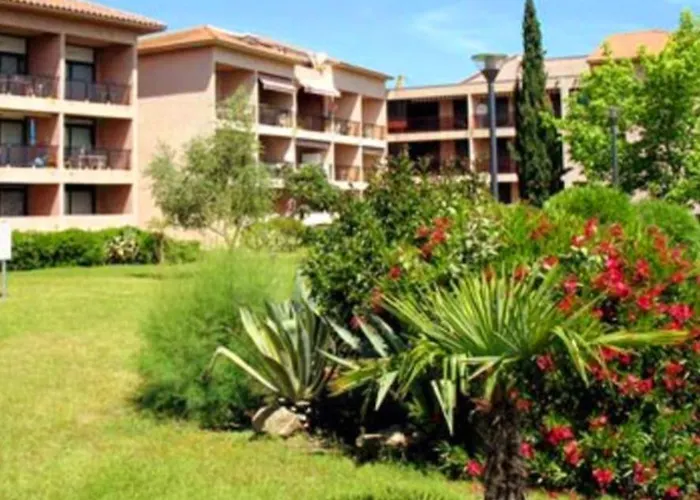 Les Pieds Dans L'eau San-Nicolao