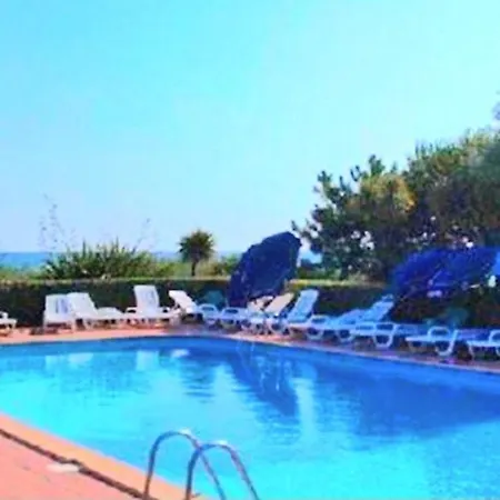 Les Pieds Dans L'eau * San-Nicolao